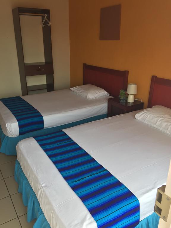 Hotel Villa Margarita Flores Chambre photo