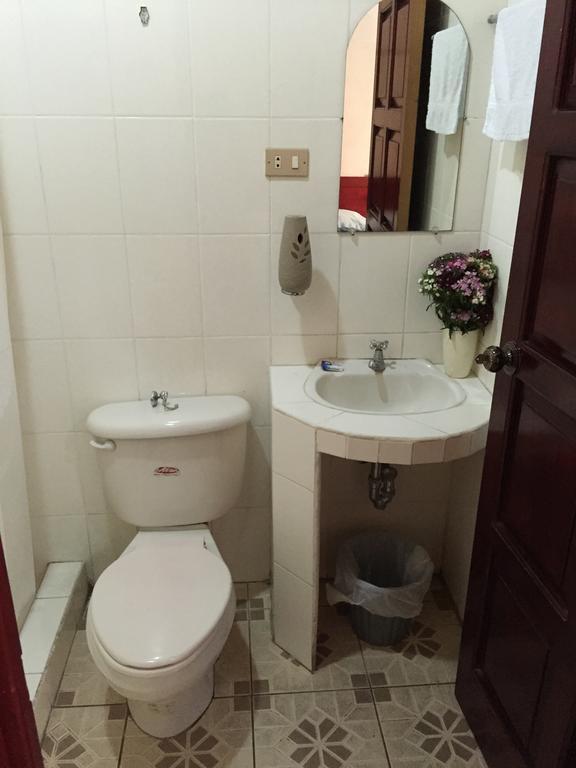 Hotel Villa Margarita Flores Chambre photo
