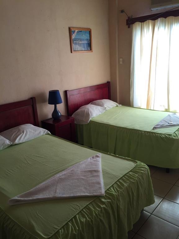 Hotel Villa Margarita Flores Chambre photo